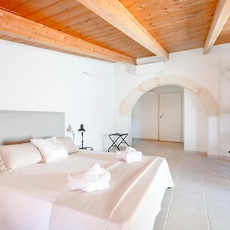 Apartahotel Palazzo Della Torre - Seaview Luxury Historical Bari