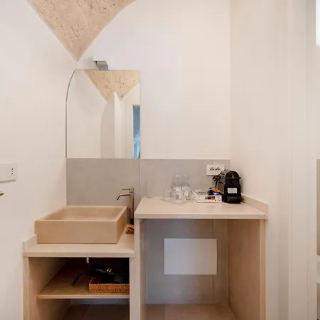 Apartahotel Palazzo Della Torre - Seaview Luxury Historical Bari