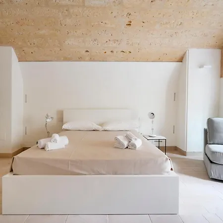 Palazzo Della Torre - Seaview Luxury Historical Bari