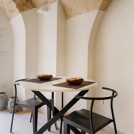 Palazzo Della Torre - Seaview Luxury Historical Apartahotel