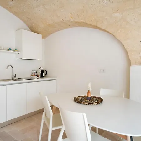 Apartahotel Palazzo Della Torre - Seaview Luxury Historical 3*