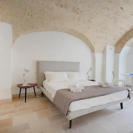 Apartahotel Palazzo Della Torre - Seaview Luxury Historical 3*