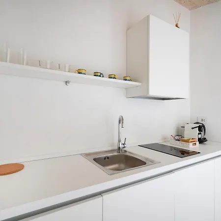 Palazzo Della Torre - Seaview Luxury Historical Apartahotel 3*